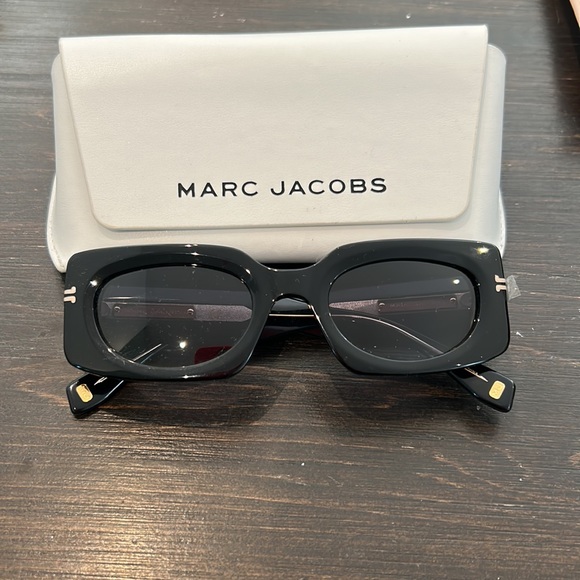 New Marc jacobs sunglasses - Picture 1 of 6